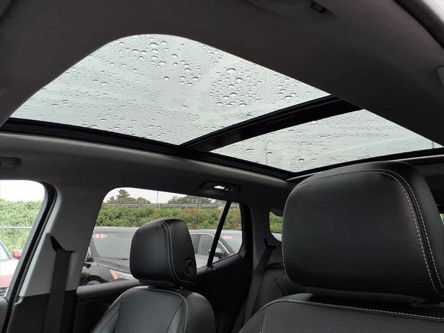Photo of 2022 Ebony Twilight Metallic GMC Terrain