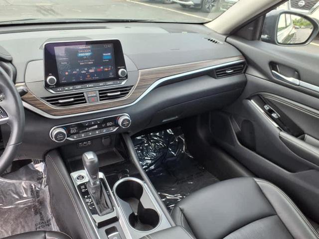 Photo of 2022 Storm Blue Nissan Altima