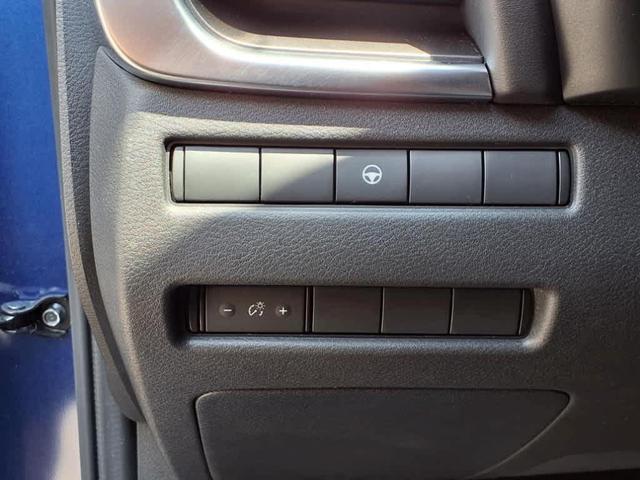 Photo of 2023 Caspian Blue Nissan Rogue