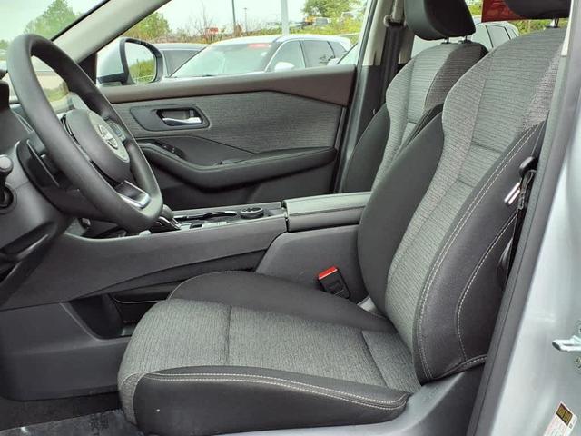 Photo of 2022 Brilliant Silver Metallic Nissan Rogue