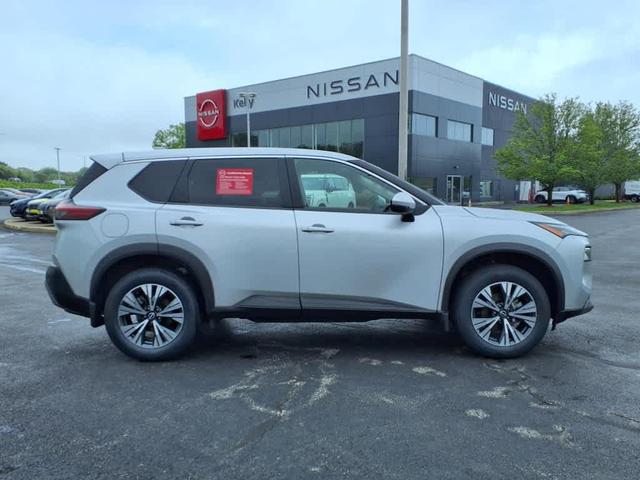Photo of 2022 Brilliant Silver Metallic Nissan Rogue