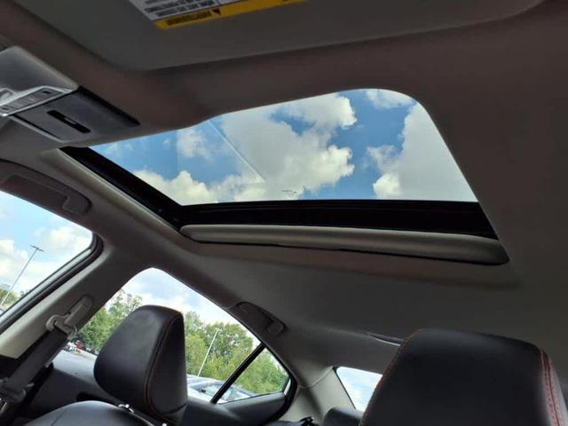 Photo of 2022 White Nissan Altima