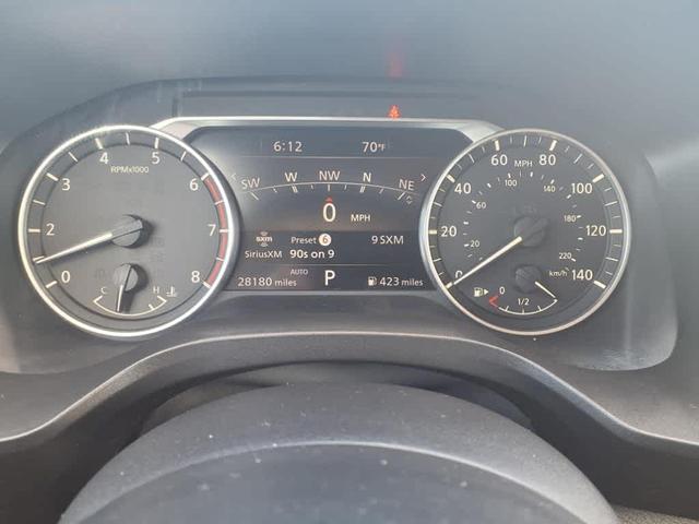 Photo of 2023 2 Tone Orange / Black Nissan Rogue