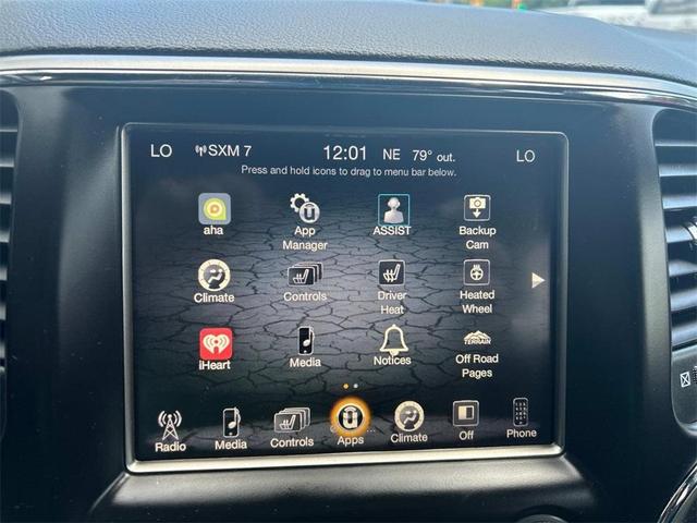 Photo of 2017 Diamond Black Jeep Grand Cherokee