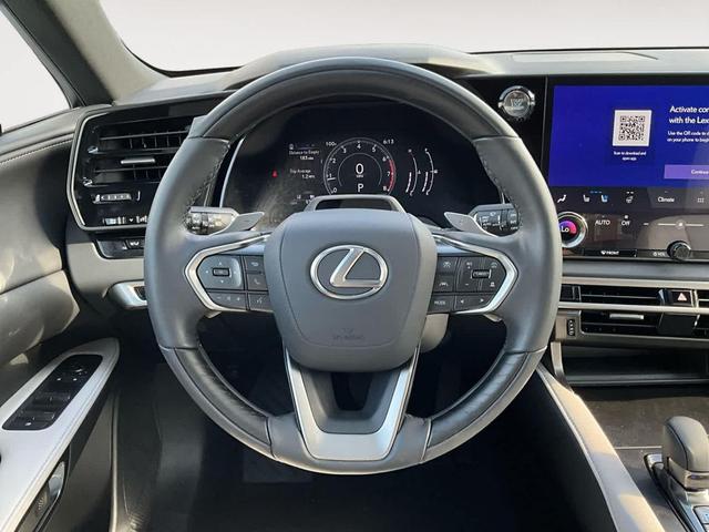 Photo of 2024 Eminent White Pearl Lexus RX 350
