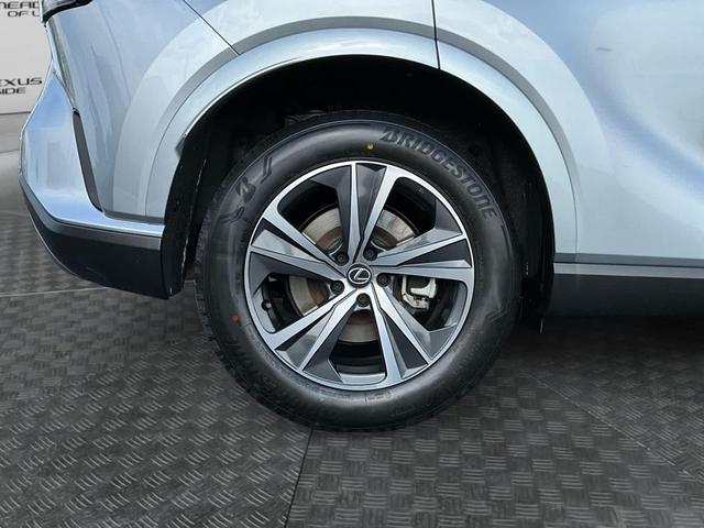 Photo of 2023 Iridium Lexus RX 350