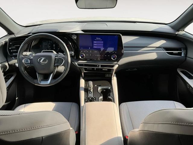 Photo of 2023 Iridium Lexus RX 350