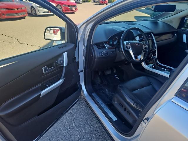 Photo of 2013 Ingot Silver Metallic Ford Edge