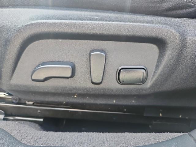 Photo of 2019 Ice Silver Metallic Subaru Legacy