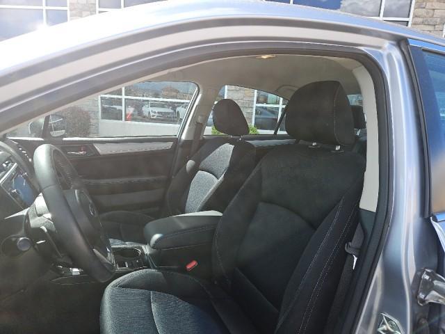 Photo of 2019 Ice Silver Metallic Subaru Legacy