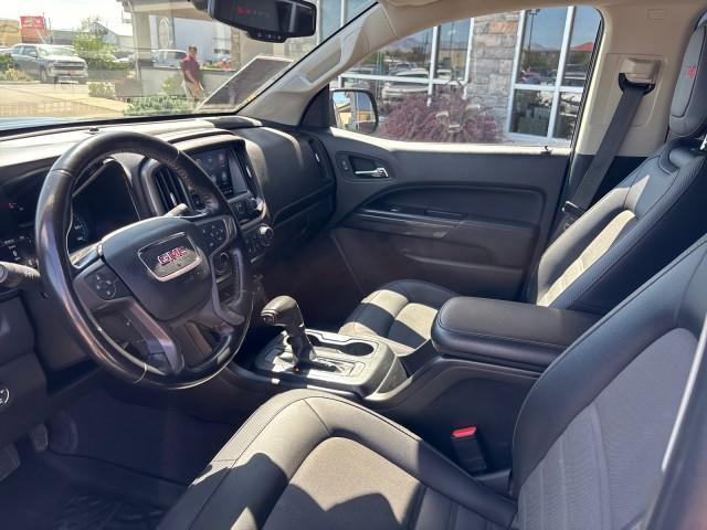 Photo of 2021 Onyx Black GMC Canyon
