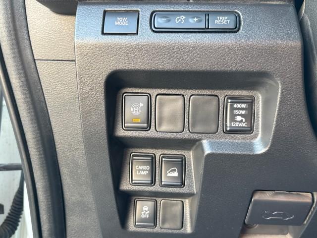 Photo of 2024 Glacier White Nissan Frontier