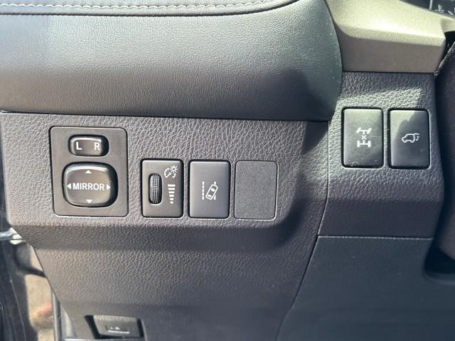 Photo of 2017 Black Toyota RAV4