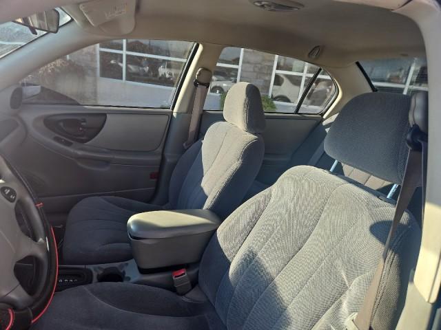 Photo of 2005  Chevrolet Classic