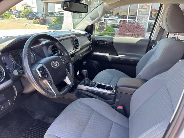 Photo of 2021 Super White Toyota Tacoma