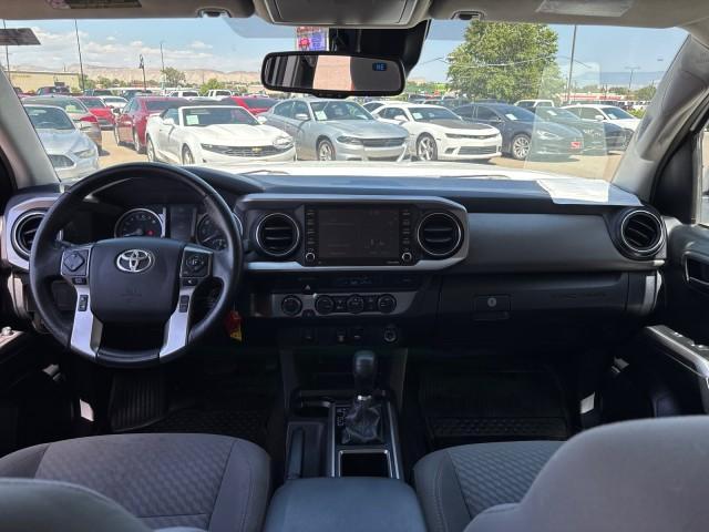 Photo of 2021 Super White Toyota Tacoma