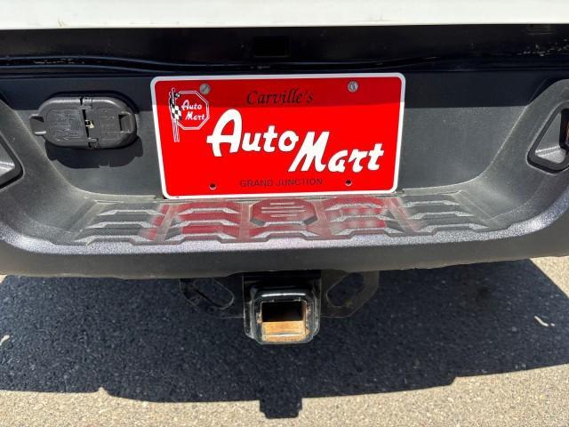 Photo of 2021 Super White Toyota Tacoma