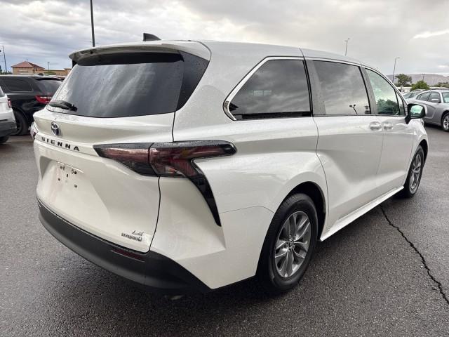Photo of 2023 Ice Toyota Sienna
