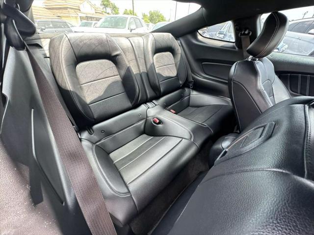 Photo of 2015 Deep Impact Blue Metallic Ford Mustang