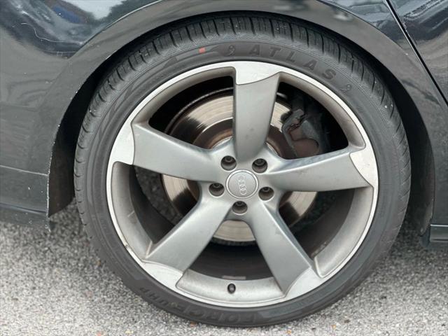 Photo of 2015 Gray Audi S8