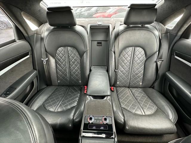 Photo of 2015 Gray Audi S8