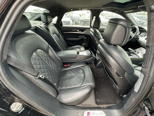 Photo of 2015 Gray Audi S8