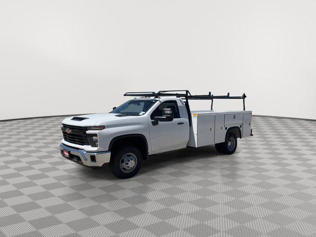Photo of 2025 Summit White Chevrolet Silverado 3500