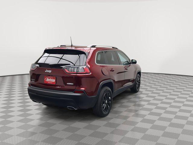 Photo of 2019 Velvet Red Pearlcoat Jeep Cherokee