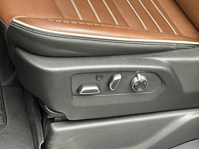 Photo of 2024 Onyx Black GMC Sierra 2500