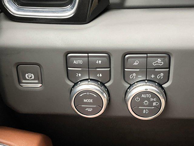 Photo of 2024 Onyx Black GMC Sierra 2500