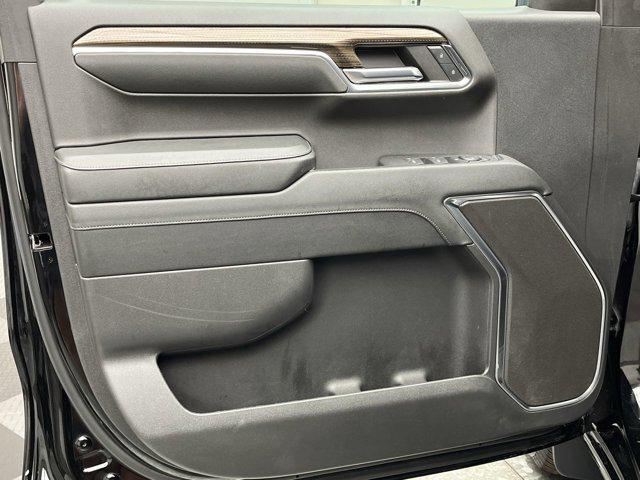 Photo of 2024 Black Chevrolet Silverado 1500