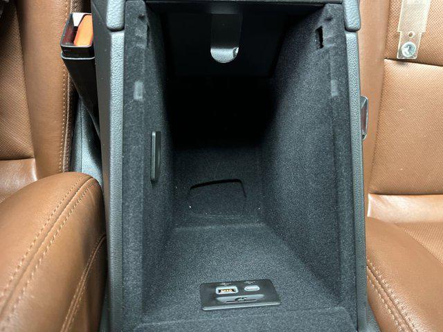 Photo of 2020 Stellar Black Metallic Cadillac XT5