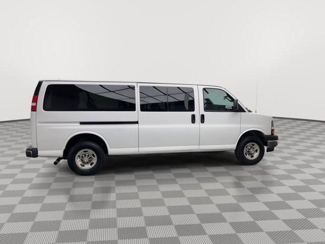 Photo of 2024 Summit White Chevrolet Express 3500