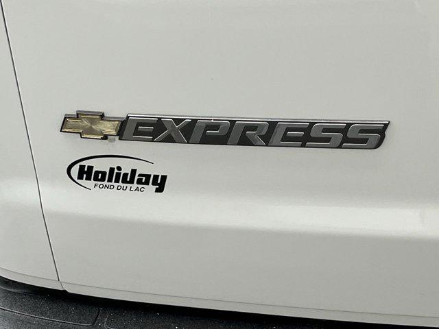 Photo of 2024 Summit White Chevrolet Express 3500