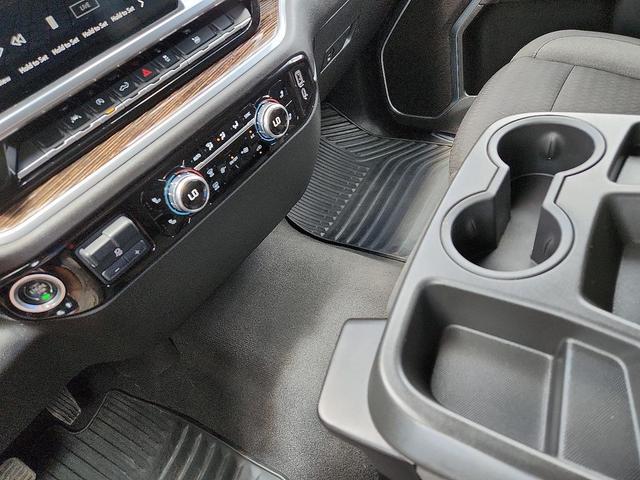 Photo of 2023 Summit White GMC Sierra 1500
