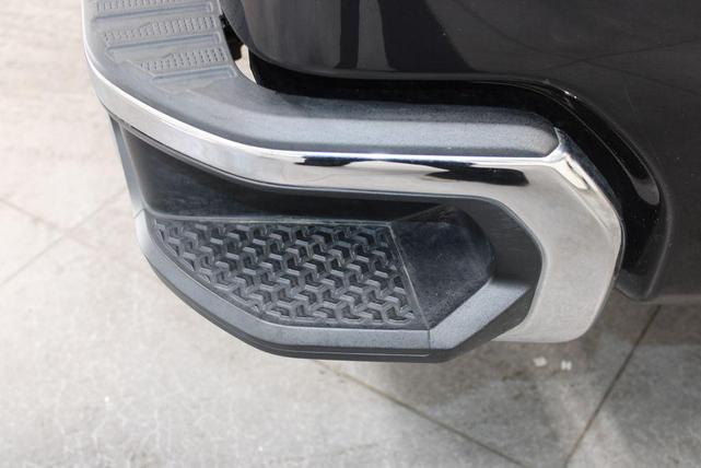 Photo of 2020 Carbon Black Metallic GMC Sierra 2500