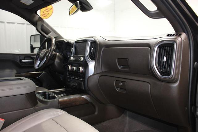 Photo of 2020 Carbon Black Metallic GMC Sierra 2500