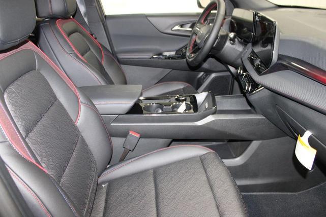 Photo of 2026 Sterling Gray Metallic Chevrolet Equinox