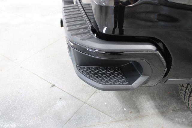 Photo of 2025 Black Chevrolet Silverado 1500
