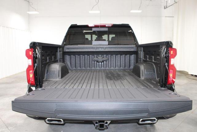 Photo of 2025 Black Chevrolet Silverado 1500