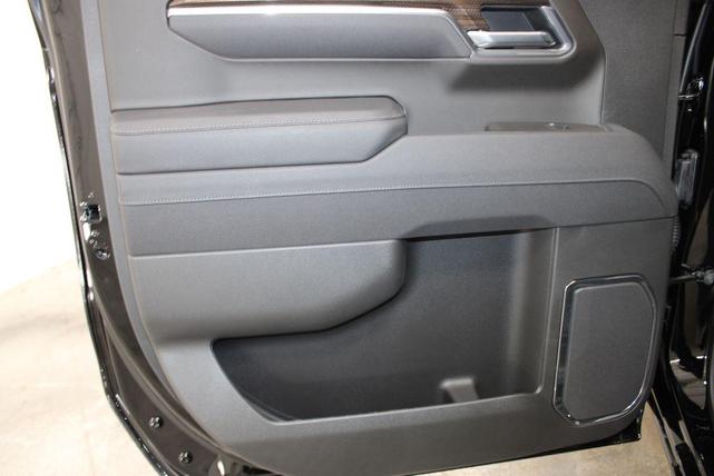 Photo of 2025 Black Chevrolet Silverado 1500