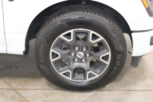 Photo of 2024 Oxford White Ford F-150