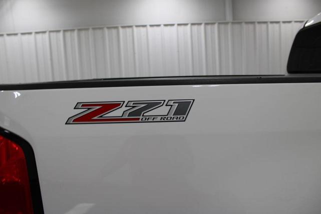 Photo of 2020 Summit White Chevrolet Colorado