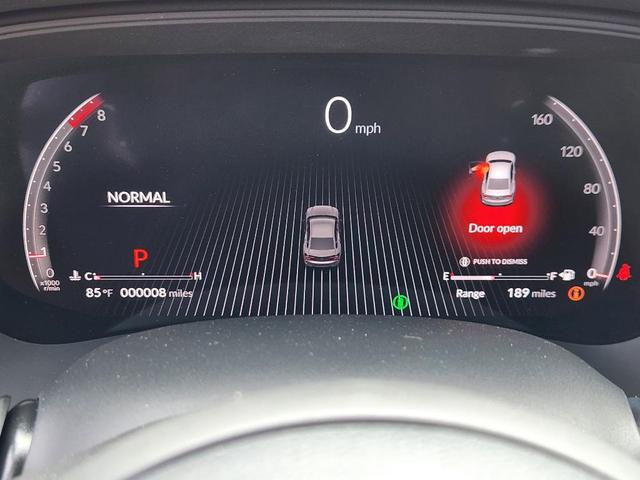 Photo of 2025 Platinum White Pearl Acura TLX
