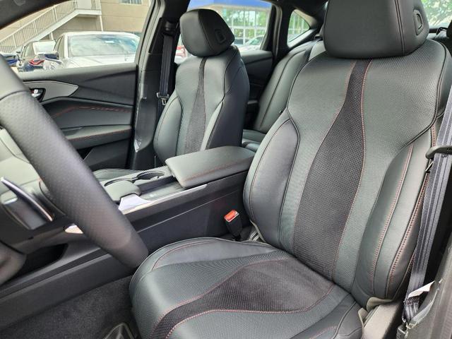 Photo of 2025 Platinum White Pearl Acura TLX