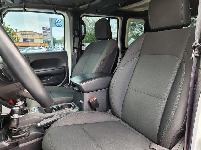 Photo of 2022 Bright White Clearcoat Jeep Wrangler Unlimited