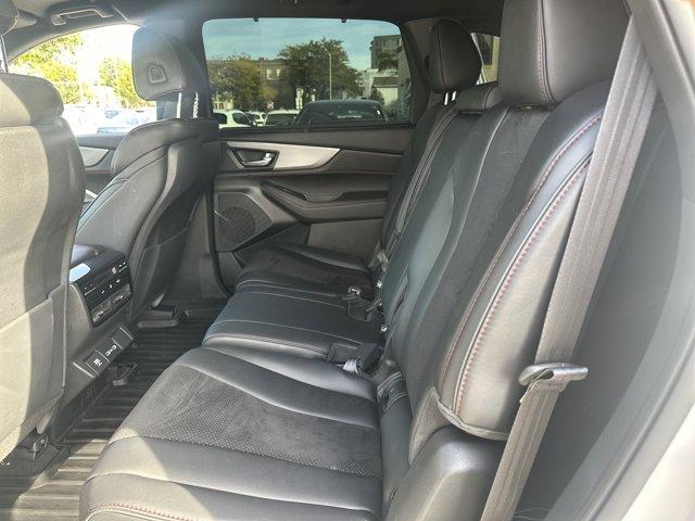Photo of 2023 Platinum White Pearl Acura MDX