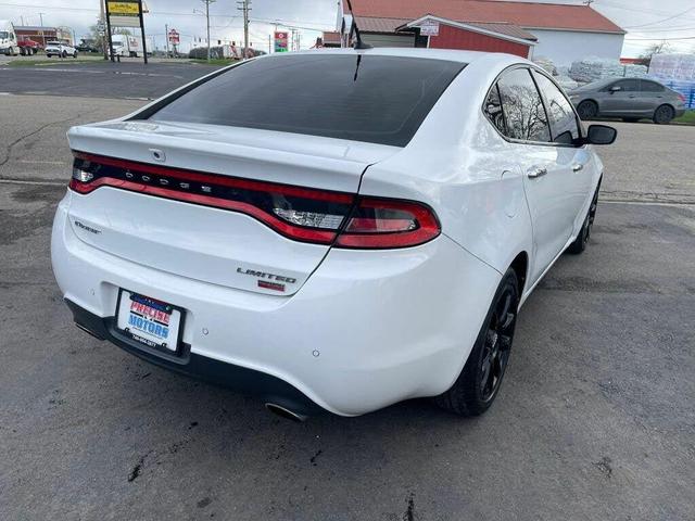 Photo of 2013 White Dodge Dart