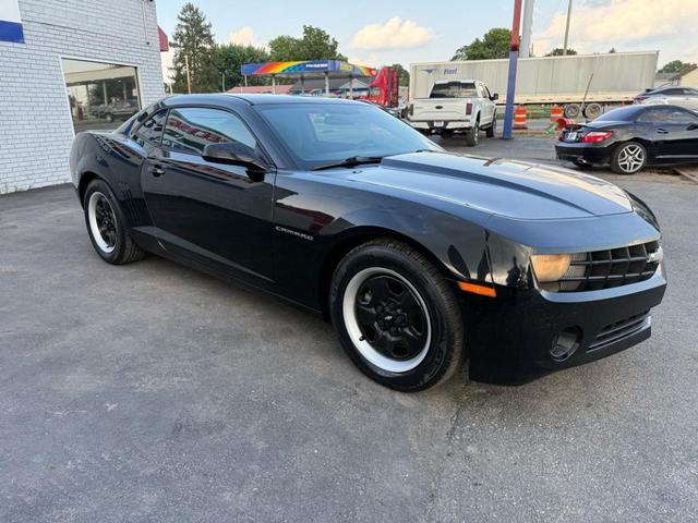 Photo of 2013 Black Chevrolet Camaro