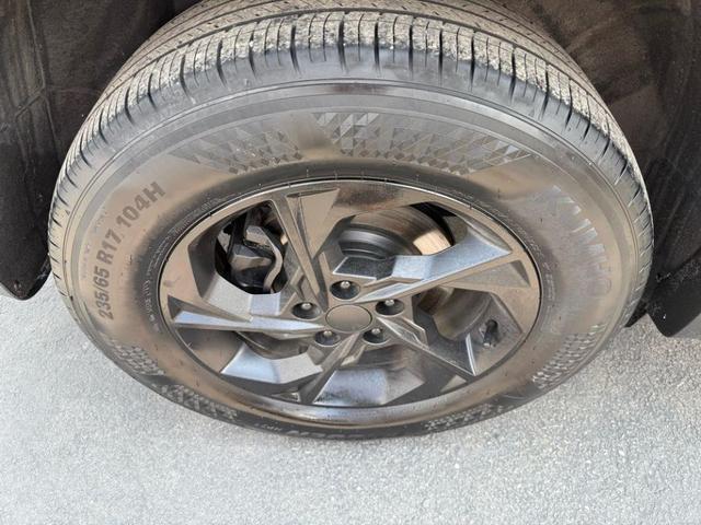 Photo of 2024 Silver Hyundai TUCSON